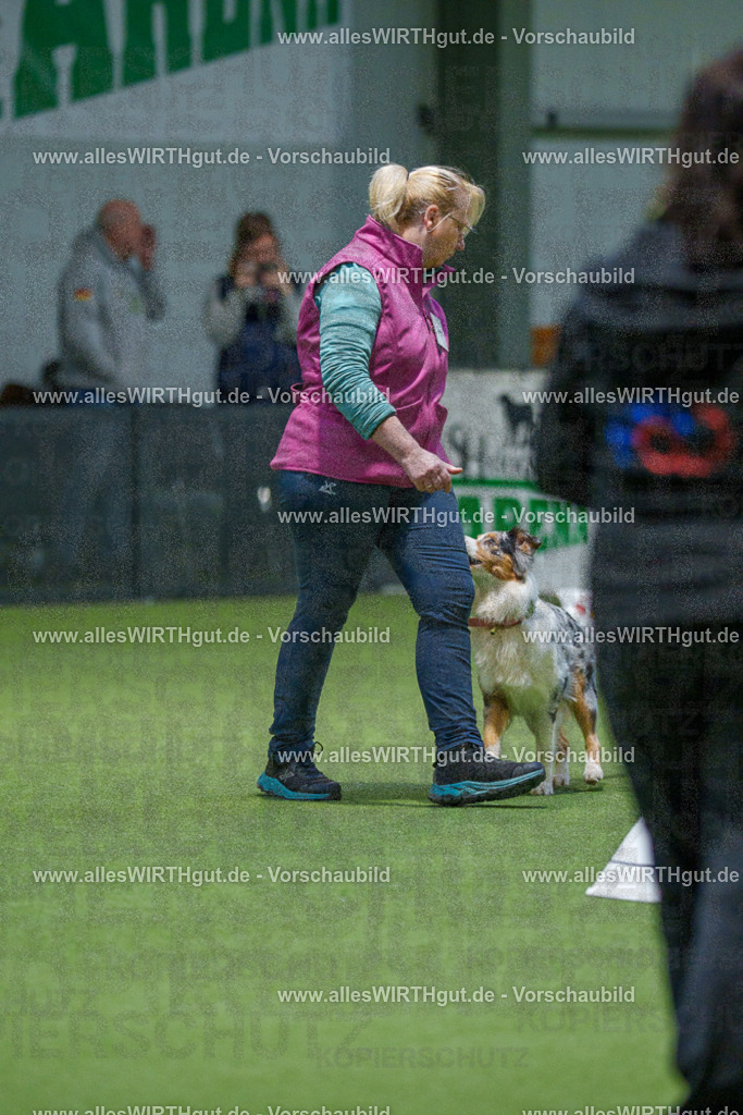 7R509543 | Professionelle Tierfotografie in Mönchengladbach von Daniel Wirth (allesWIRTHgut). Liebevolle & natürliche Bilder von Hunden & Katzen für unvergessliche Erinnerungen.