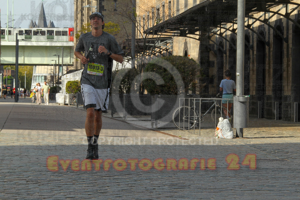 250920_1550_EV4_9607 | Sportfotografie im Rhein-Sieg Kreis, Köln, Bonn, NRW, Rheinland Pfalz, Hessen, etc. Unser Tätigkeitsfeld umfasst den Laufsport vom Volkslauf über den Marathon, Duathlon, Triathon bis zum Ultralauf wie Kölnpfad Ultra oder Schindertrail.