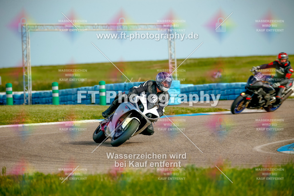 _MOT0108 | Hier findet Ihr Bilder von Touristenfahrten auf der Nürburgring Nordschleife oder von anderen Veranstaltungen die ich besucht habe. Viel Spass beim Durch Schauen 