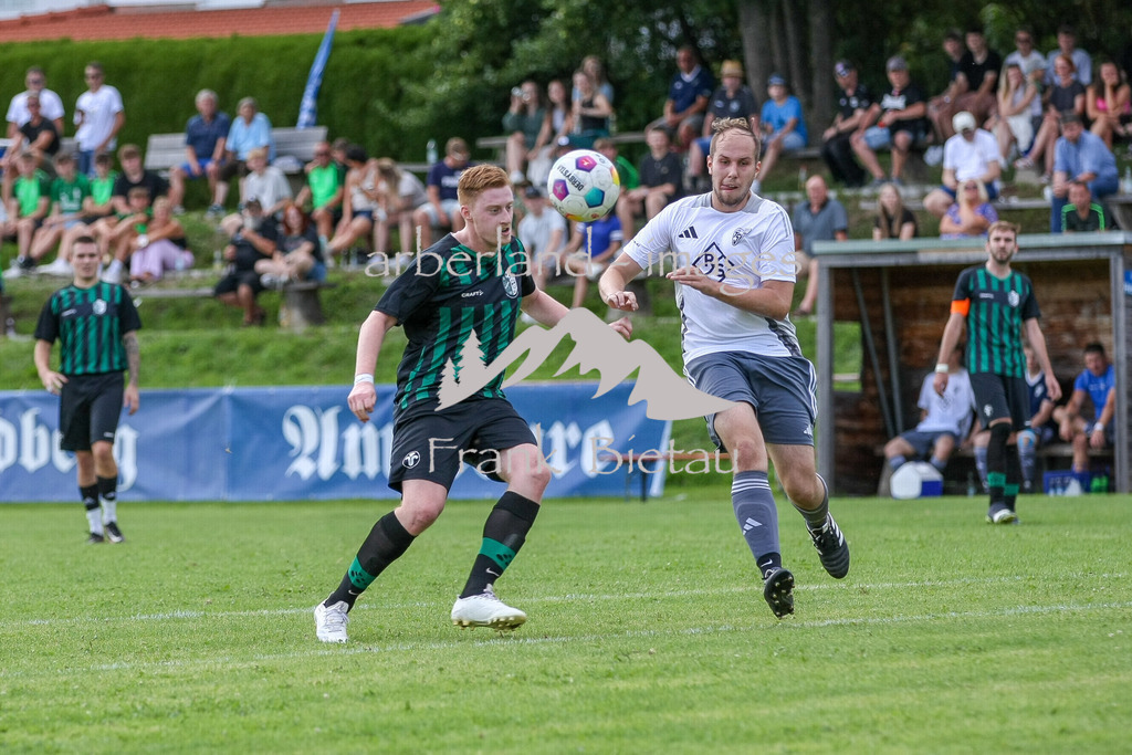 993T4150 | Medien- Sport- Entertainmentfotos