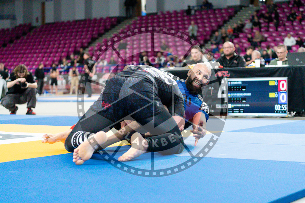 20250517PBB5323 | Athletes compete during the first day of the ADCC Amateur World Championship on May 15, 2025 in Warsaw, Poland. © Chiara Dazi / photoblackbelt