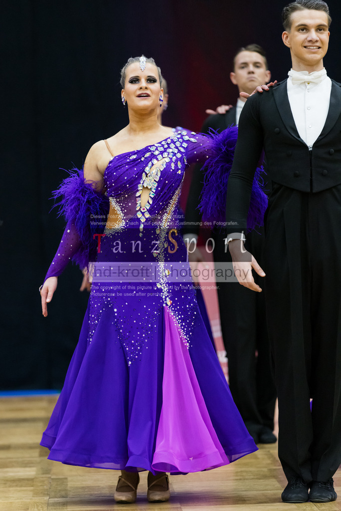 20260314_BL1_Std-Formationen_Nbg3699 | Tanzsportbilder, Standardtanz, Lateintanz, WDSF, DTV, LTVB, dancecomp, goc, hessen tanzt, blaues band der spree, walzer, tango, wiener walzer, slowfox, quickstepp, samba, rumba, cha-cha-cha, paso doble. jive, hd-kroft photography, turniertanzsport
