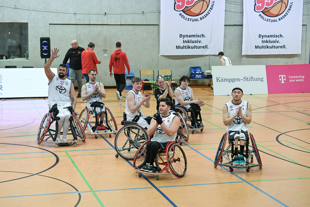 gml_082 | Fotos von Basketballspielen aus dem Raum NRW fotografiert von Gero Mueller-Laschet und Daniel Schaefer - Realisiert mit Pictrs.com