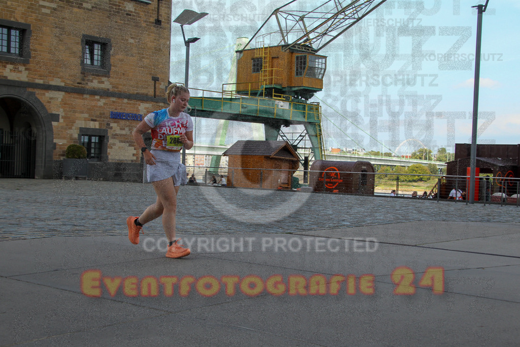 250920_1553_EV4_9624 | Sportfotografie im Rhein-Sieg Kreis, Köln, Bonn, NRW, Rheinland Pfalz, Hessen, etc. Unser Tätigkeitsfeld umfasst den Laufsport vom Volkslauf über den Marathon, Duathlon, Triathon bis zum Ultralauf wie Kölnpfad Ultra oder Schindertrail.