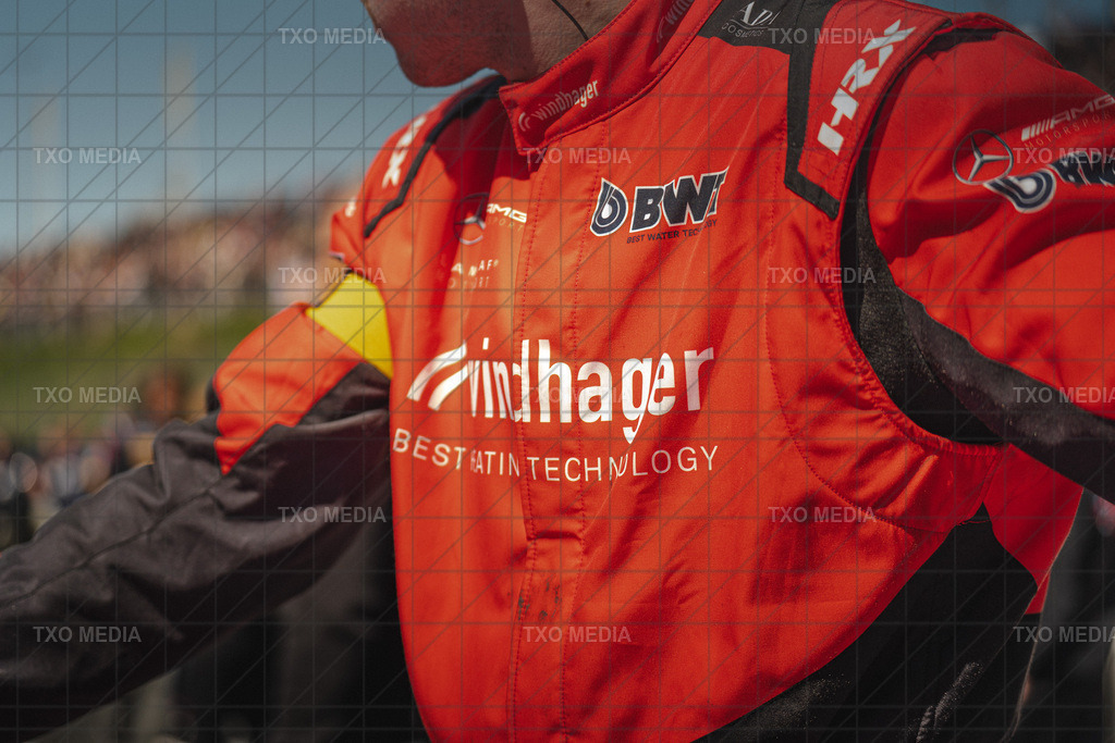 TXM07946 | Exklusive Motorsport-Fotografie aus Leipzig von TXO Media – für Rennfahrer, Teams & Sponsoren. Sausemuth liefert starke Bilder, die Emotion zeigen. Jetzt buchen & glänzen! - Realisiert mit Pictrs.com