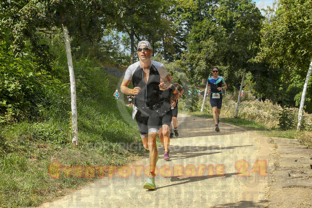 250824_1412_EX1_5323 | Sportfotografie im Rhein-Sieg Kreis, Köln, Bonn, NRW, Rheinland Pfalz, Hessen, etc. Unser Tätigkeitsfeld umfasst den Laufsport vom Volkslauf über den Marathon, Duathlon, Triathon bis zum Ultralauf wie Kölnpfad Ultra oder Schindertrail.