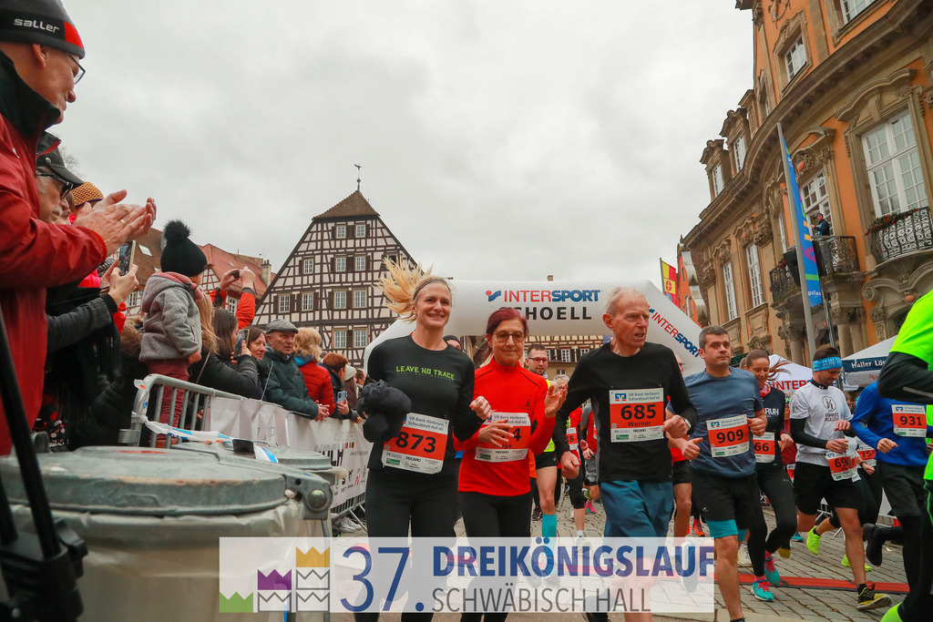 VR Bank Hauptlauf 10000m | 3 Koenigslauf 2023 - Realisiert mit Pictrs.com