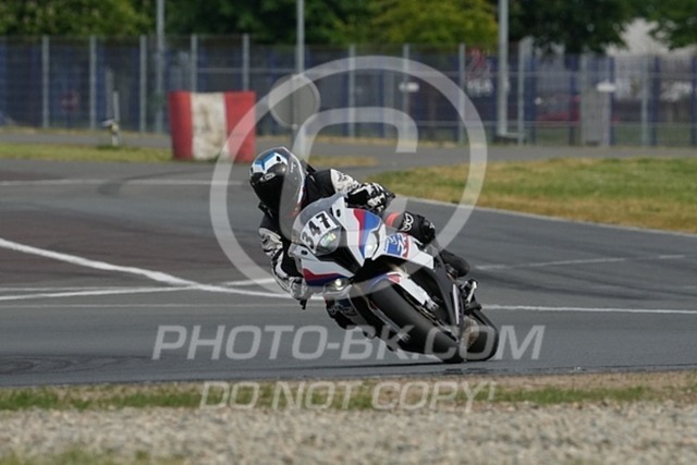 2024_05_16_PBK_18492 | Sportfotografie; SlowMotion; Video; Rennstrecke; Hafeneger; Speer; Racing; RSE; BMW; CBO; Trackday; Motorsportarena; Hockenheimring; Brno; Most; Barcelona; Valencia