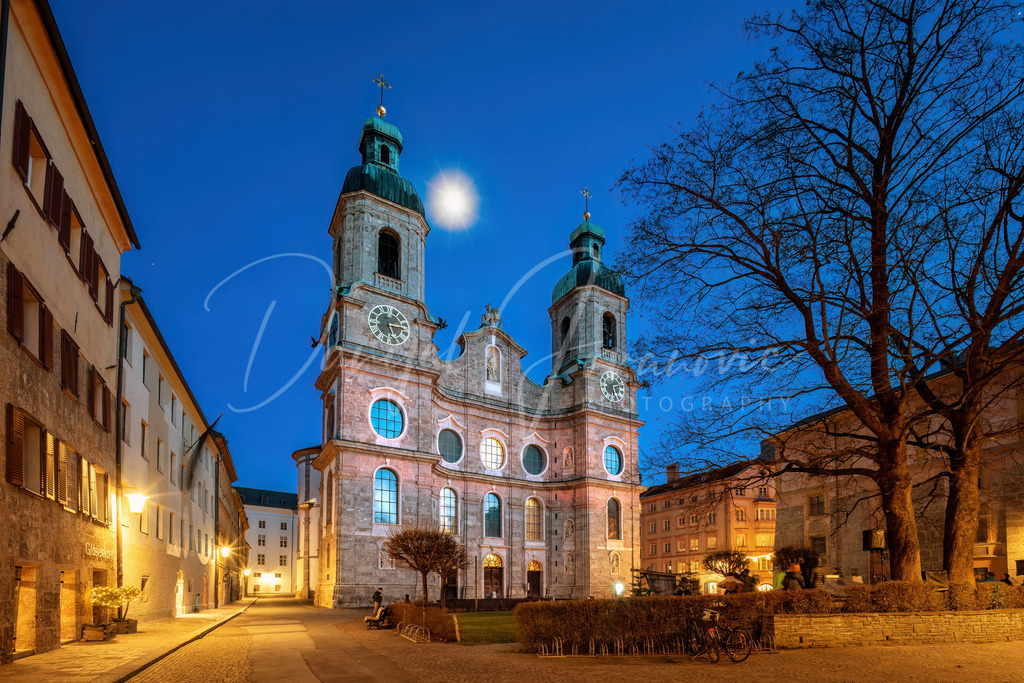 Bergsilvester | Dom St. Jakob Fassadenbeleuchtung Bergsilvester