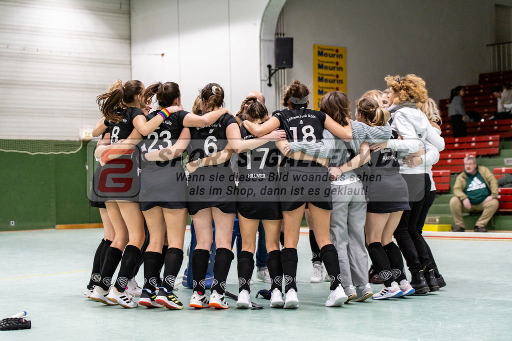 SFE_20250112_0147 | Köln, Deutschland, 12.01.2025:  ßHockey 1. Bundesliga Damen Rot-Weiss Köln - Schwarz-Weiß Köln im KTHC Stadion Rot-Weiss Köln Tennis and Hockey Club am 12.01.2025 in Köln, Deutschland. (Foto von Stephan Fehrmann)Köln, Germany, 12.01.2025: ßHockey 1. Bundesliga Damen Rot-Weiss Köln - Schwarz-Weiß Köln in KTHC Stadion Rot-Weiss Köln Tennis and Hockey Club at 12.01.2025 in Köln, Deutschland. (Foto from Stephan Fehrmann)