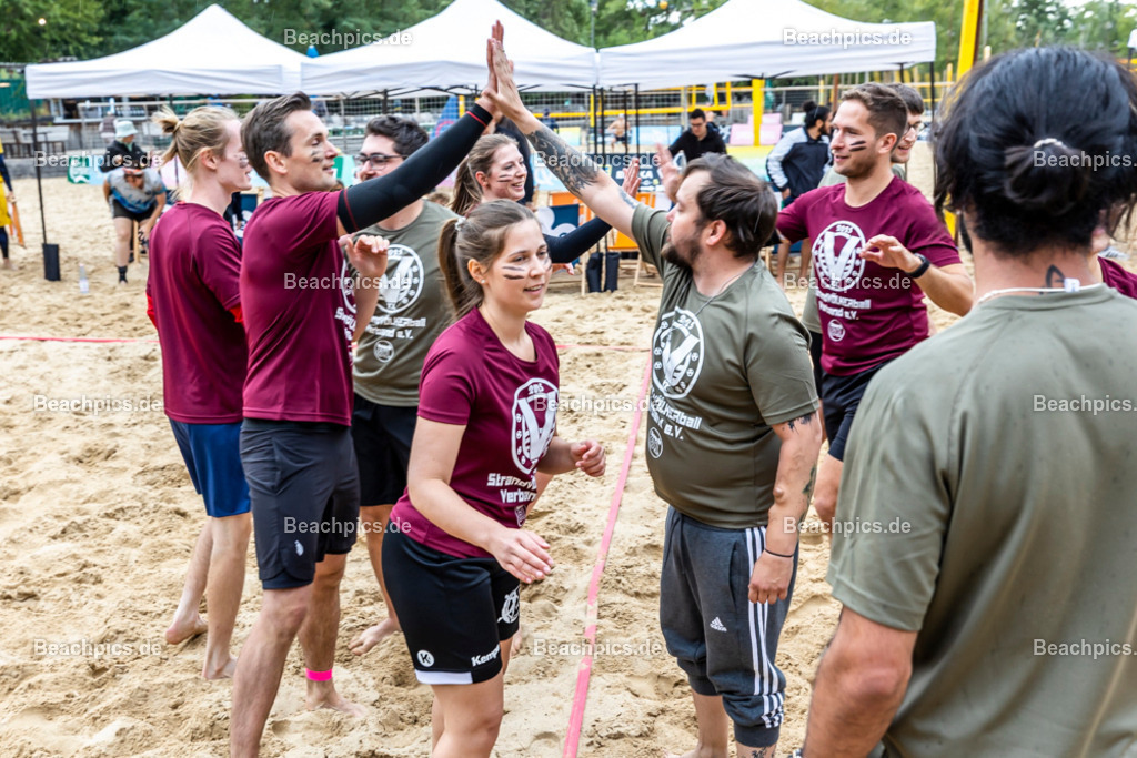2025-200079767-Strandvölkerball-WM_1 |  23.08.2025; Berlin Foto: Gerold Rebsch - www.beachpics.de