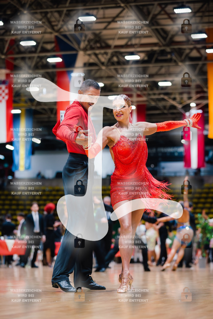 Hessen Tanzt WDSF Open Senior I Latin 10th (245) Nikola Vukotic _ Ivana Milojevic (Serbia)-2025-05-17-2075 | Webshop for digital downloads and prints of dance sport, event & show photographer Julian Link - Realisiert mit Pictrs.com