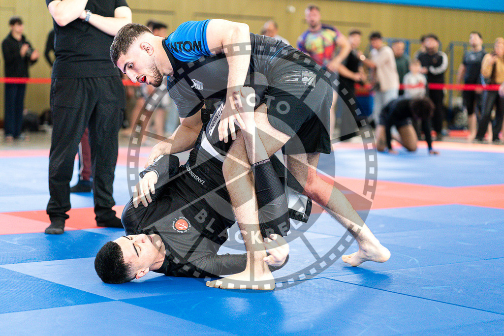 20250510PBB3913 | Athletes compete during the JJLG Berlin Open Jiu-Jitsu Championship on May 10, 2025 in Berlin, Germany. © Chiara Dazi / photoblackbelt