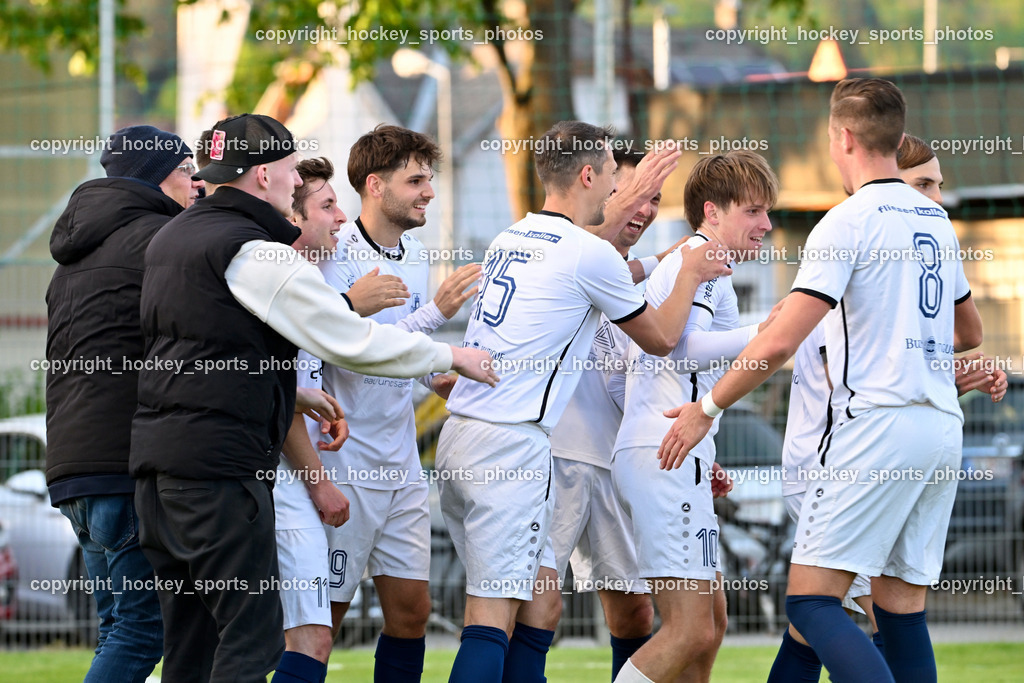 SAK vs. ATUS Velden 19.4.2024 | Jubel ATUS Velden Mannschaft, #19 Martin Sertschnigg ATUS Velden, #10 Lukas Lausegger ATUS Velden, #8 Fabian Kopeinig ATUS Velden, SAK vs. ATUS Velden 19.4.2024, SAK vs. ATUS Velden am 19.04.2024 in Klagenfurt (Sportpark Welzenegg), Austria, (Photo by Bernd Stefan)