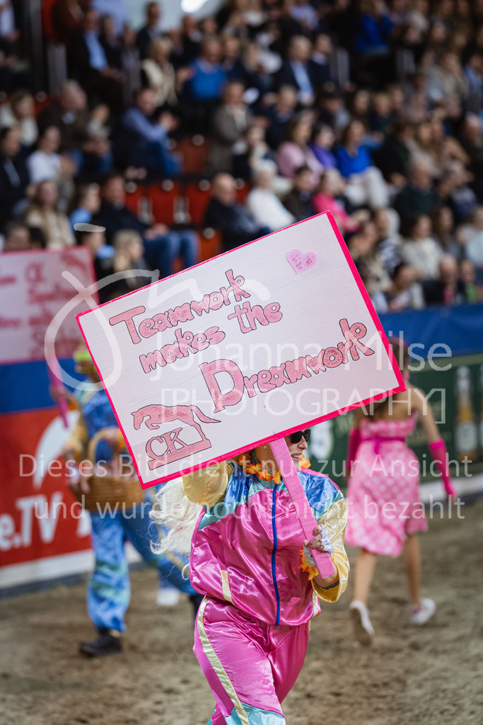 240113_Münster_Kostümspringen-401 | Deine schönsten Turniermomente als professionelle Fotos! Entdecke hochwertige Pferdesport-Fotografie im Online-Shop. Jetzt Fotos finden & bestellen!