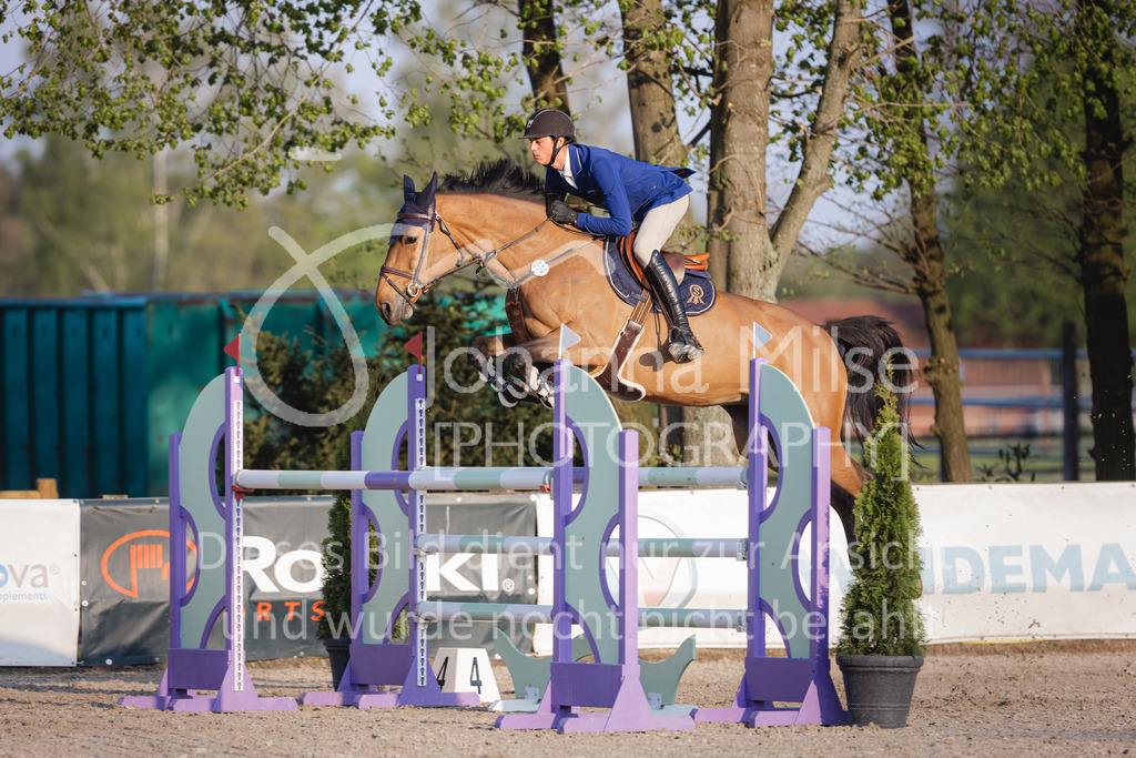 220426_Mühlen_06Youngster-M-649 | Mühlen Late Entry
26.04.2022
Springprüfung Kl.M* 6-8j. Youngster Springen