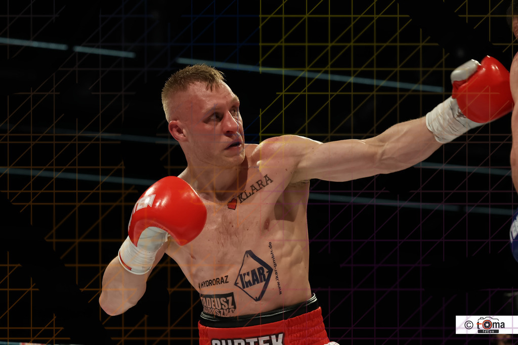 Atahmanchuk vs Gurtek 25.04.2026 tomafocus Tb00122 | professionelle Sport- und Eventfotografie von Tomafocus – dynamische Bilder, emotionale Momente und hochwertige Aufnahmen für jeden Anlass. - Realisiert mit Pictrs.com