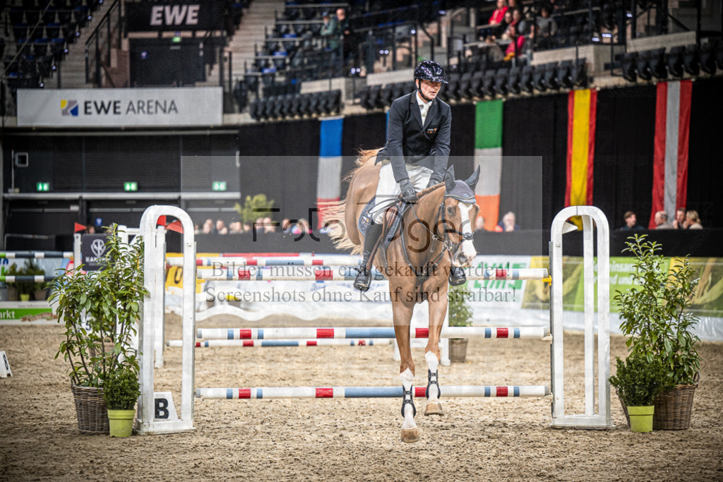 DOS_1976 | Entdecke hochwertige Reitturnierfotos von Foto Oger. Professionell, emotional und authentisch – jetzt Lieblingsmomente im Shop bestellen.Deutschlandweite Turnierfotografie. - Realisiert mit Pictrs.com