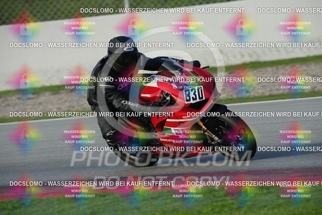 2024_10_25_PBK_32091 | Sportfotografie; SlowMotion; Video; Rennstrecke; Hafeneger; RSE; Speer; Trackday; Motorsportarena; Hockenheimring; Brno; Most; Barcelona; Valencia, Benny; Kaetzmer;