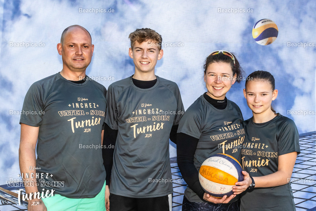 2024-00099841-Vater-Sohn-Turnier-2 | 09.05.2024; Berlin Foto: Gerold Rebsch - www.beachpics.de