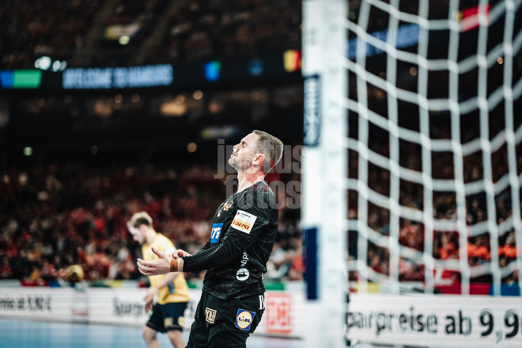 Handball | Herren | EHF EURO 2024 | European Championshop Men 2024 Final Tournament | Dänemark vs. Schweden | 19.01.2024 | Andreas Palicka (#12, Schweden, SWE) ärgert sich