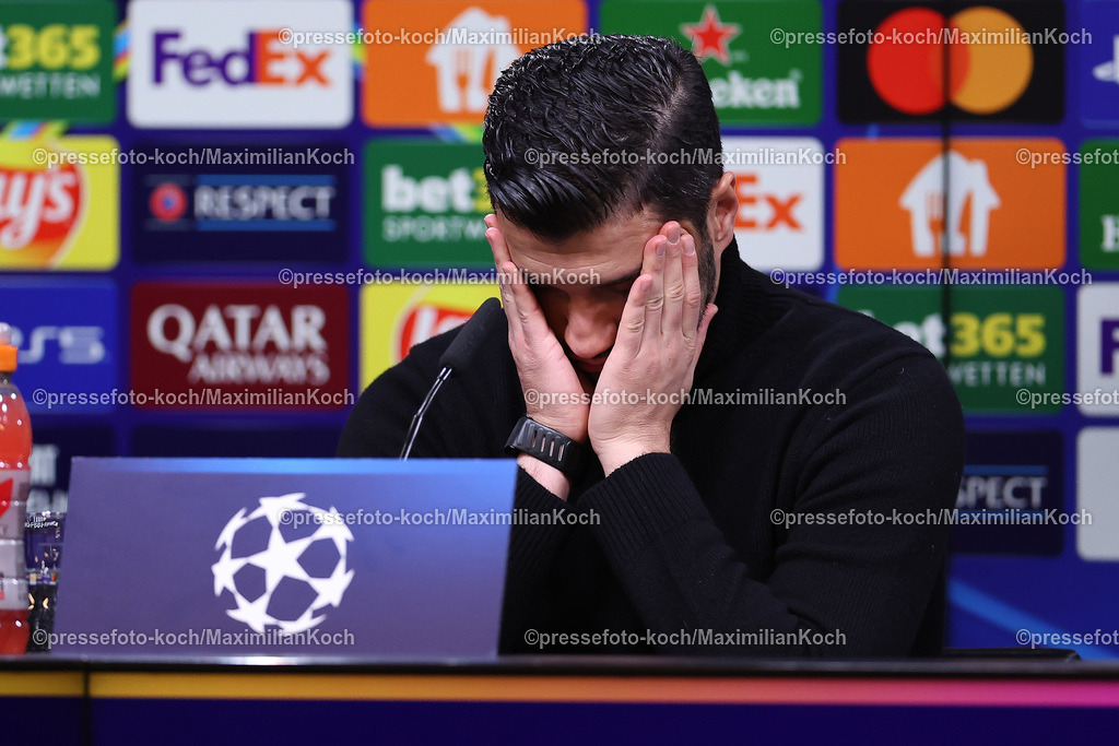 UCL11122401105 | 11.12.2024, UEFA Champions League, Borussia Dortmund - FC Barcelona, 8. Spieltag, Signal Iduna Park, Saison 2024 2025: Pressekonferenz nach dem Spiel - Sichtlich enttäuscht Trainer Nuri Sahin (Cheftrainer BVB)