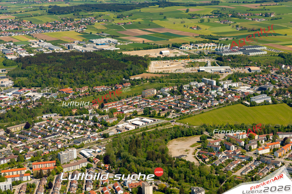 Das Luftbild zeigt :  Kaufbeuren - Die Luftaufnahme wurde 2024 vom UL-Flugzeug aus erstellt ( keine Drohne ) - Hochauflösende Luftaufnahme - Für grossformatige Ausdrucke geeignet. Die Geschenkidee !Mit Lizenz und Bildrechte bestellbar