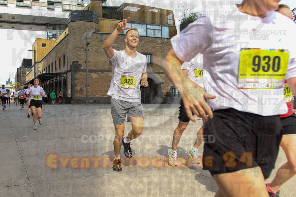 250920_1331_EV4_5878 | Sportfotografie im Rhein-Sieg Kreis, Köln, Bonn, NRW, Rheinland Pfalz, Hessen, etc. Unser Tätigkeitsfeld umfasst den Laufsport vom Volkslauf über den Marathon, Duathlon, Triathon bis zum Ultralauf wie Kölnpfad Ultra oder Schindertrail.