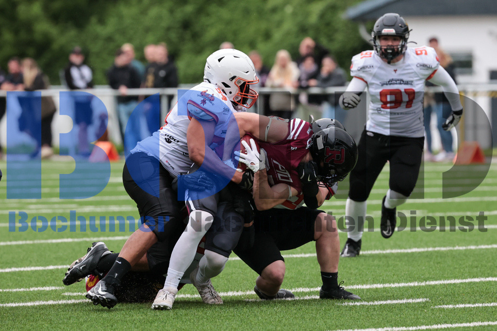 SES_BOCMUN20250503-26 | bond - Realisiert mit Pictrs.com