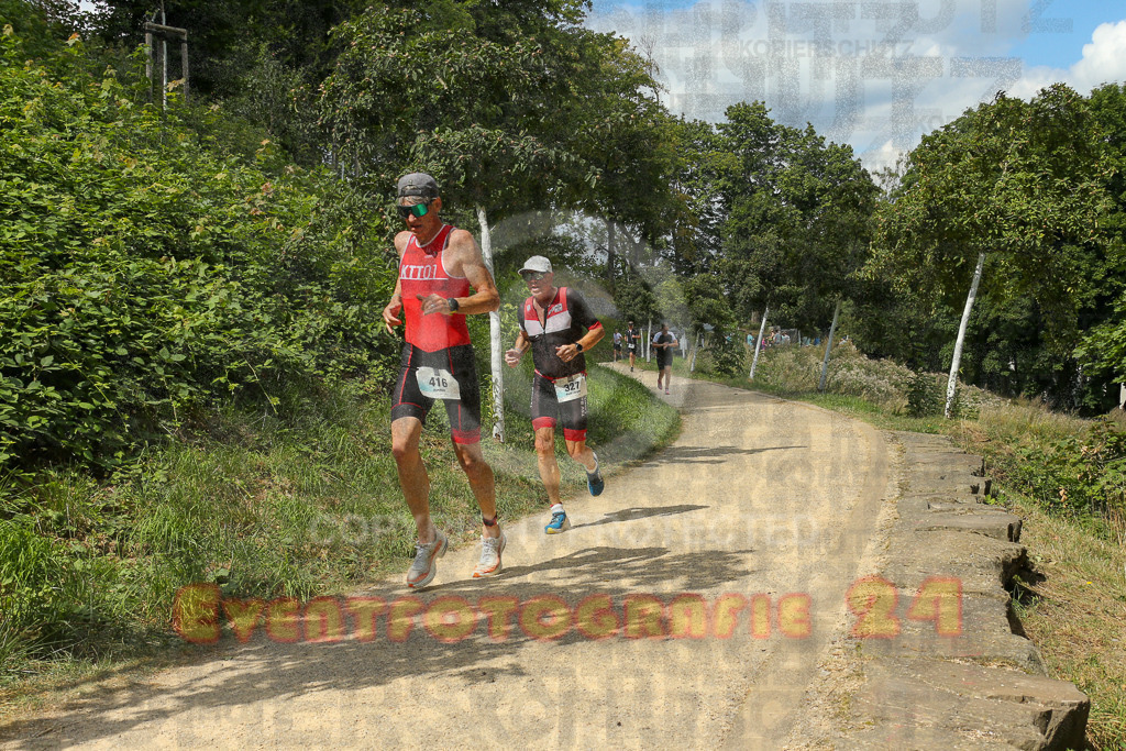 250824_1339_EX1_3161 | Sportfotografie im Rhein-Sieg Kreis, Köln, Bonn, NRW, Rheinland Pfalz, Hessen, etc. Unser Tätigkeitsfeld umfasst den Laufsport vom Volkslauf über den Marathon, Duathlon, Triathon bis zum Ultralauf wie Kölnpfad Ultra oder Schindertrail.