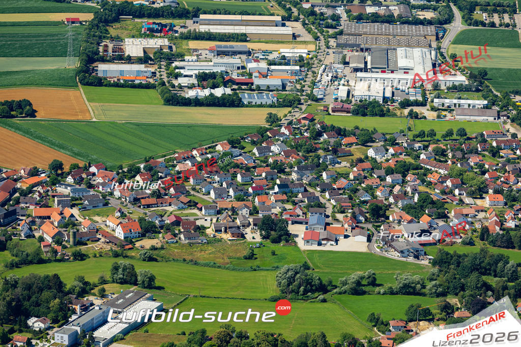 Die Luftaufnahme Ecknach - Aichach wurde 2022 vom Flugzeug aus (keine Drohne) erstellt. Hohe Auflösung -für große Poster und Wandbilder geeignet - Garantiert!