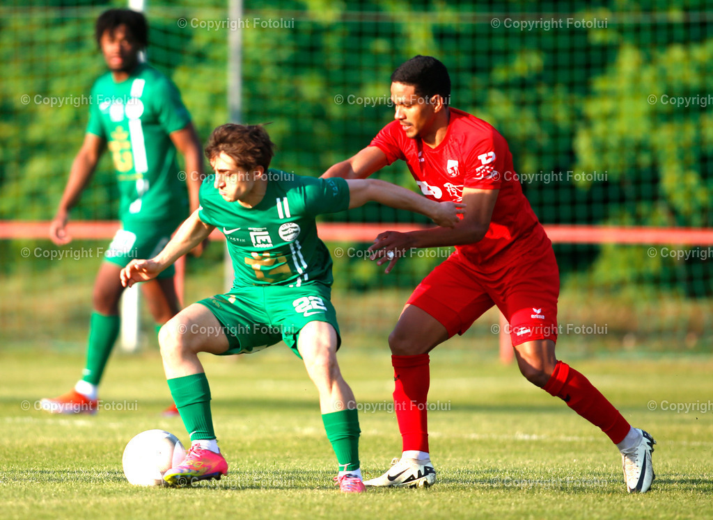 A_LUI_09052025_07 | SPORT,FUSSBALL REGINALLIGA MITTE,09.05.2025 ASKOE OEDT-DSV LEOBEN,IM BILD: VALDIR HENRIQUE (OEDT) UND NOAH LEITOLD  (LEOBEN) FOTO:FOTOLUI