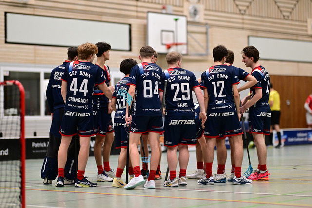 Floorball I Herren I Saison 2024-2025 I 2. FBL Herren Nord-West I 12. Spieltag I MTV Mittelnkirchen - SSF Dragons Bonn II I 037354 | Der Sportfotograf. - Realisiert mit Pictrs.com