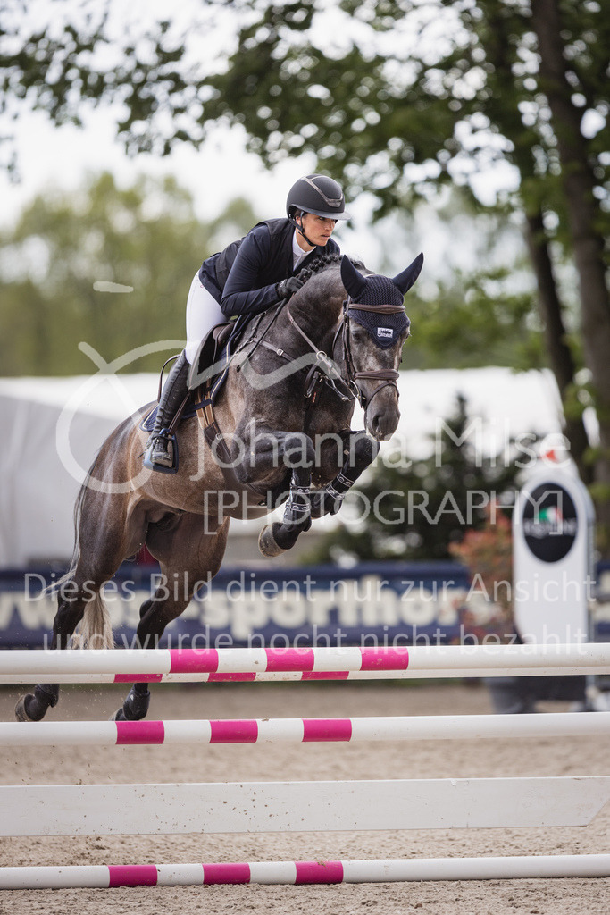 230516_Mühlen_03SprPf-A-401 | Deine schönsten Turniermomente als professionelle Fotos! Entdecke hochwertige Pferdesport-Fotografie im Online-Shop. Jetzt Fotos finden & bestellen!