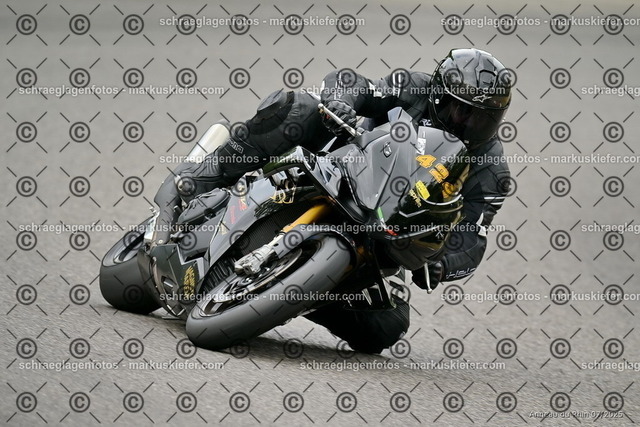 25bt05-0992 | markuskiefer.com - Realisiert mit Pictrs.com