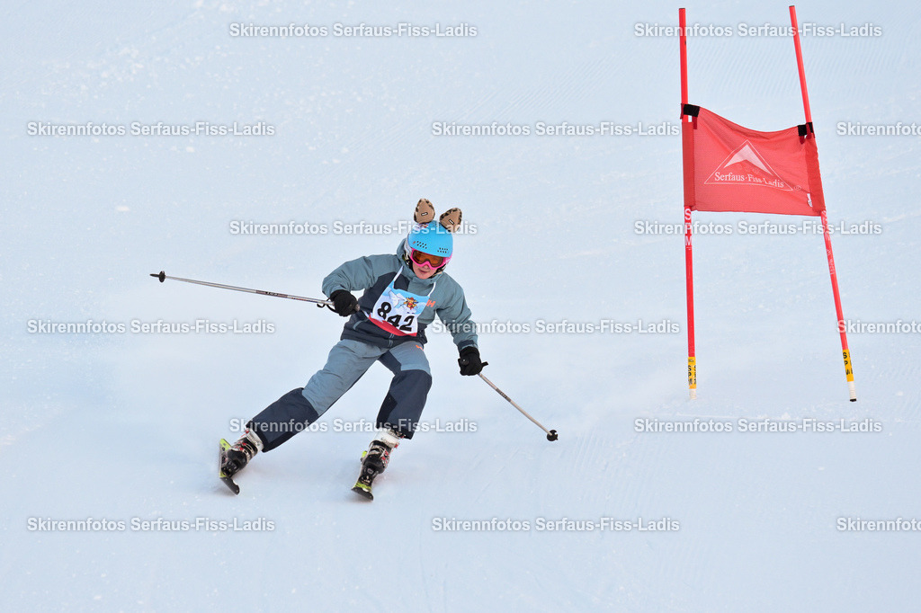 SRF_25.12.2025_0133 | Skirennfotos,Serfaus,Fiss,Ladis,Kinderskirennen,Winter,Tirol,Oberland,skirace,SFL,feelfree,weil wir's genießen,ski,Ski,skifahren,Sonnenplateau, - Realisiert mit Pictrs.com