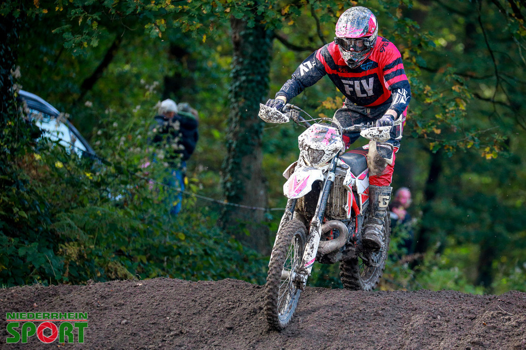 OpenTrack2024_Sonntag_Hobbyfahrer_171 | Bildergalerie von Sport-Ereignissen aber auch von weiteren spannenden Dingen - nicht nur vom Niederrhein. In Anlehnung an den bekannten Spruch von Hanns Dieter Hüsch heißt das Motto: "Niederrhein ist überall".  - Realisiert mit Pictrs.com