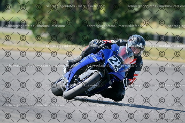25bt04-0241 | markuskiefer.com - Realisiert mit Pictrs.com
