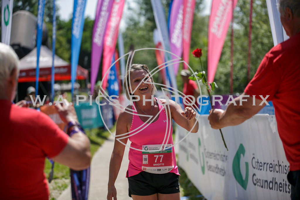 20250622-AW_M3429 | AUSTRIA, 22.06.2025, Linz, OOEGK Frauenlauf Linz Photo: WAPICS / Andreas Willdoner