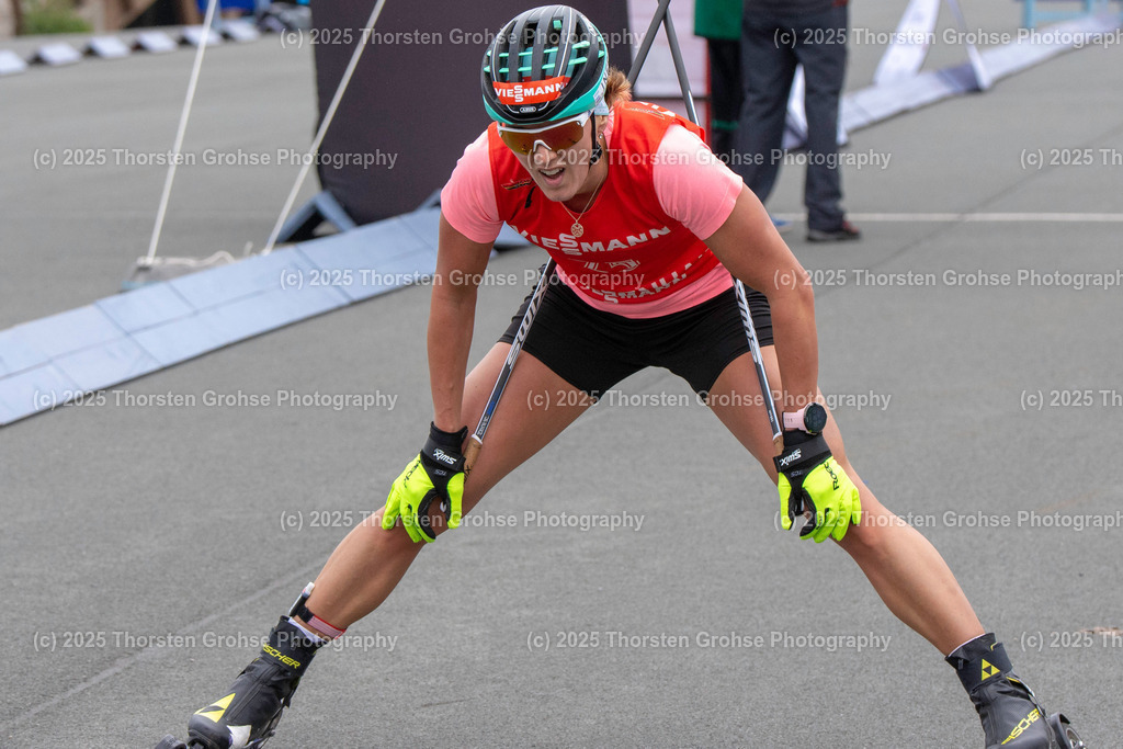 Deutsche Meisterschaften Biathlon | Deutsche Meisterschaften Biathlon, Speziallanglauf Frauen am 14.09.2018 in der DKB SKI ARENA in Oberhof, (Deutschland)

Bild: Herrmann Denise vom WSV Erzgebirge Oberwiesenthal / BwFb - Realisiert mit Pictrs.com