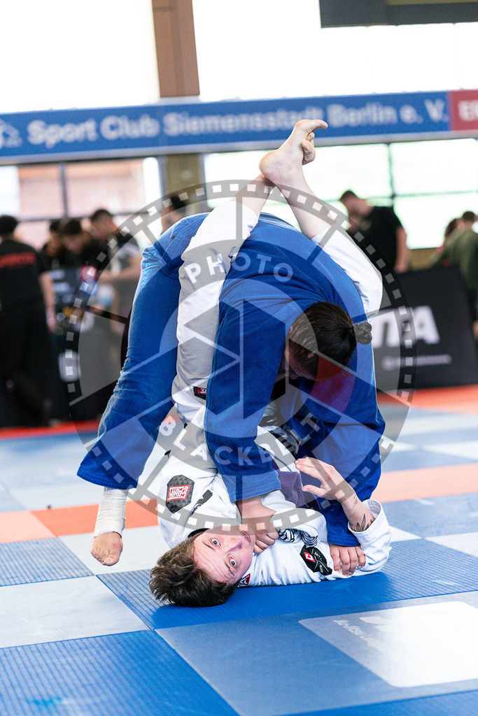20250510PBB2118 | Athletes compete during the JJLG Berlin Open Jiu-Jitsu Championship on May 10, 2025 in Berlin, Germany. © Chiara Dazi / photoblackbelt