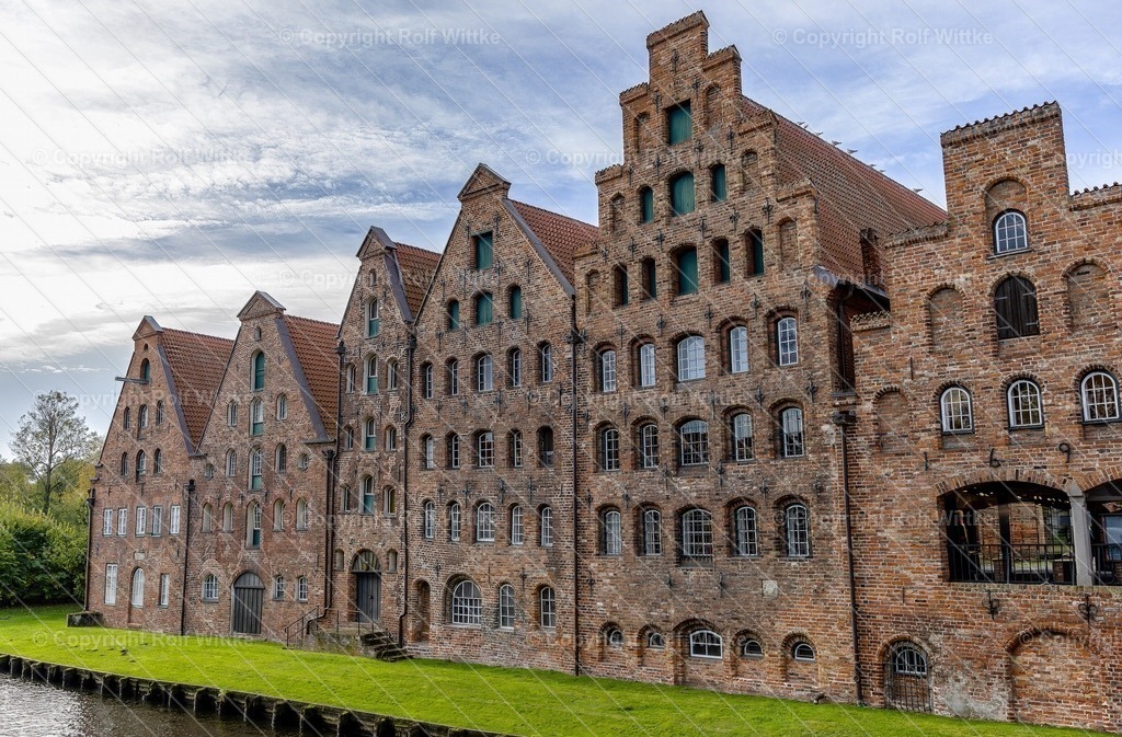 alte speicherhäuser 1 | Rolf Wittke  - Realisiert mit Pictrs.com