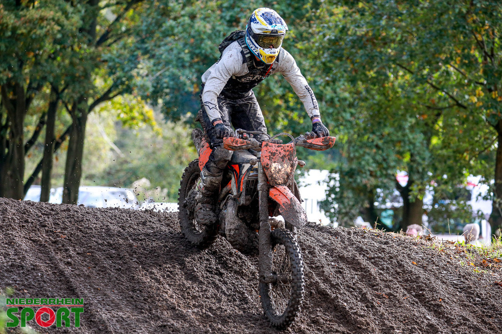 OpenTrack2024_Samstag_210 | Bildergalerie von Sport-Ereignissen aber auch von weiteren spannenden Dingen - nicht nur vom Niederrhein. In Anlehnung an den bekannten Spruch von Hanns Dieter Hüsch heißt das Motto: "Niederrhein ist überall".  - Realisiert mit Pictrs.com