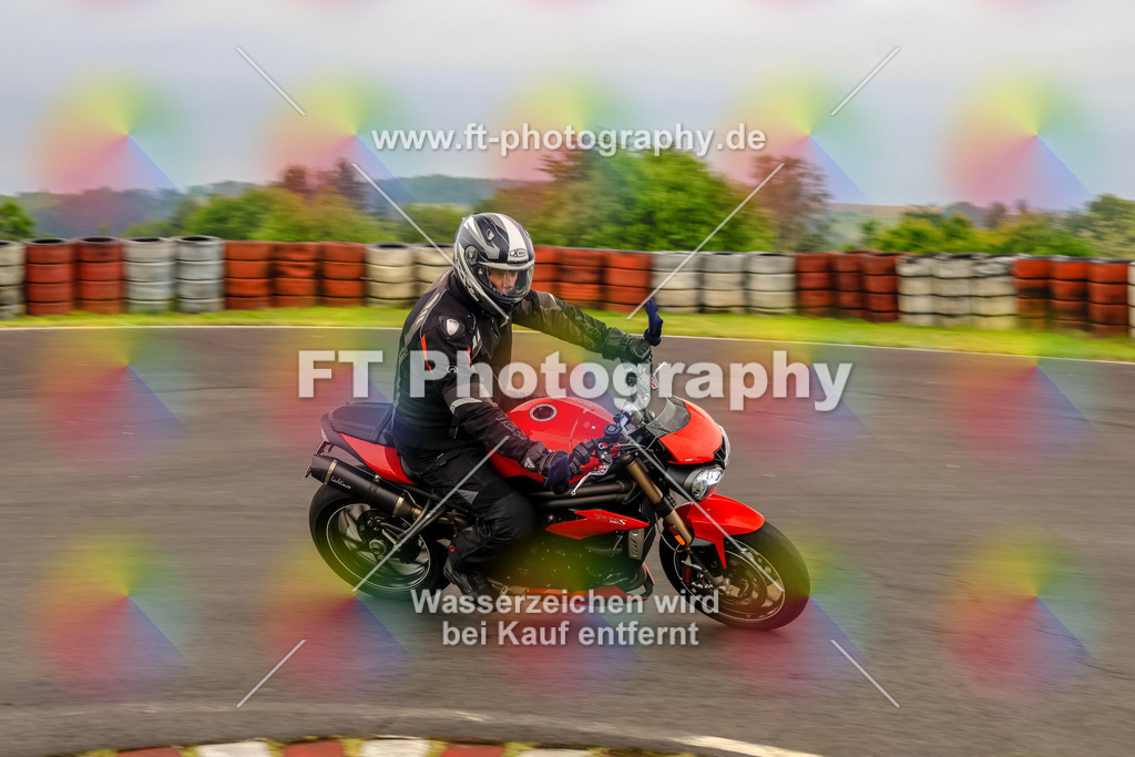 OBK-5562 | Hier findet Ihr Bilder von Touristenfahrten auf der Nürburgring Nordschleife oder von anderen Veranstaltungen die ich besucht habe. Viel Spass beim Durch Schauen 