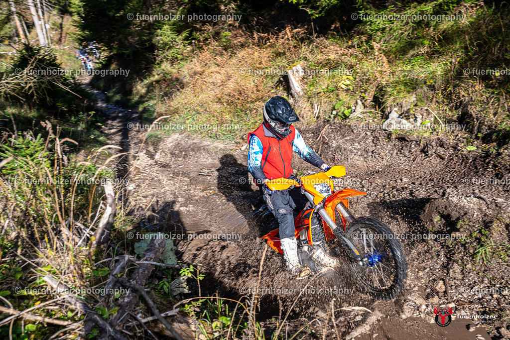 fuernholzer_251026-C1-248 | Fotografische Impressionen von der Red Stag Enduro Extreme by fuernholzer-photography.com. Endurosport in Österreich fotografisch festgehalten von fuernholzer. Auftragsfotografie für Private, Gewerbefotos und Industriefotografie. Eventfotografie, Sportfotografie und Motorsportfotografie. Anbieter von Fotoworkshops, Fototraining, fotografischen Vorträgen und Fotoseminaren.