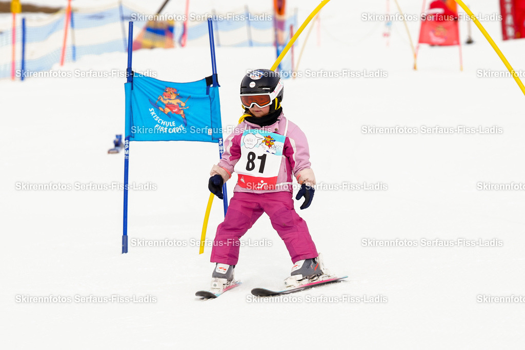 SRF_02.01.2026_0006 | Skirennfotos,Serfaus,Fiss,Ladis,Kinderskirennen,Winter,Tirol,Oberland,skirace,SFL,feelfree,weil wir's genießen,ski,Ski,skifahren,Sonnenplateau, - Realisiert mit Pictrs.com