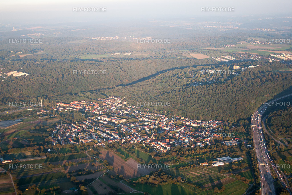 Wolfartsweier, Autobahn A6 | Luftbild: Wolfartsweier, Autobahn A6 im Ortsteil Wolfartsweier in Karlsruhe im Bundesland Baden-Württemberg in Deutschland. Foto: IMG_59933.jpg vom 24.09.2013 durch Werner Riehm/FLY-FOTO.de - Realisiert mit Pictrs.com