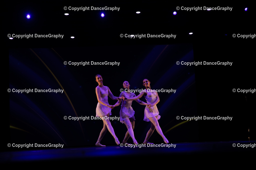 GPHY4075 | DanceGraphy - Realisiert mit Pictrs.com