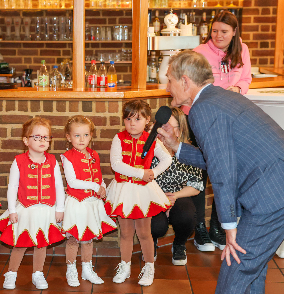 top-top.de-251112-039 | Foto, Video, Fotografie, Videografie, Fotobox, DJ, Discjockey, Musik, Musikbox, Veranstaltung, Photobooth, Amazon, Ebay, Buchtipp, Bestseller, Autor, Verlag, Buch, Wesel, Hamminkeln, NRW, Dinslaken, Rees, Drohne, Hochzeit, Party, Fotobox, Wesel, Fotograf