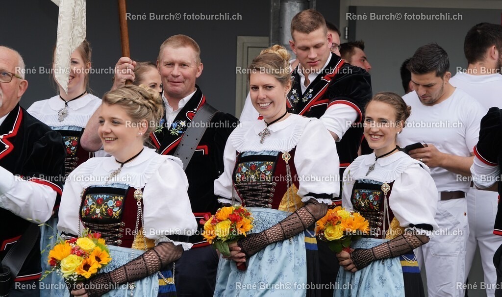 DSC07400 (2) | René Burch leidenschaftlicher Fotograf aus Kerns in Obwalden.  Hier finden sie Sport, Landschaft und Natur Fotografie.
 - Realisiert mit Pictrs.com
